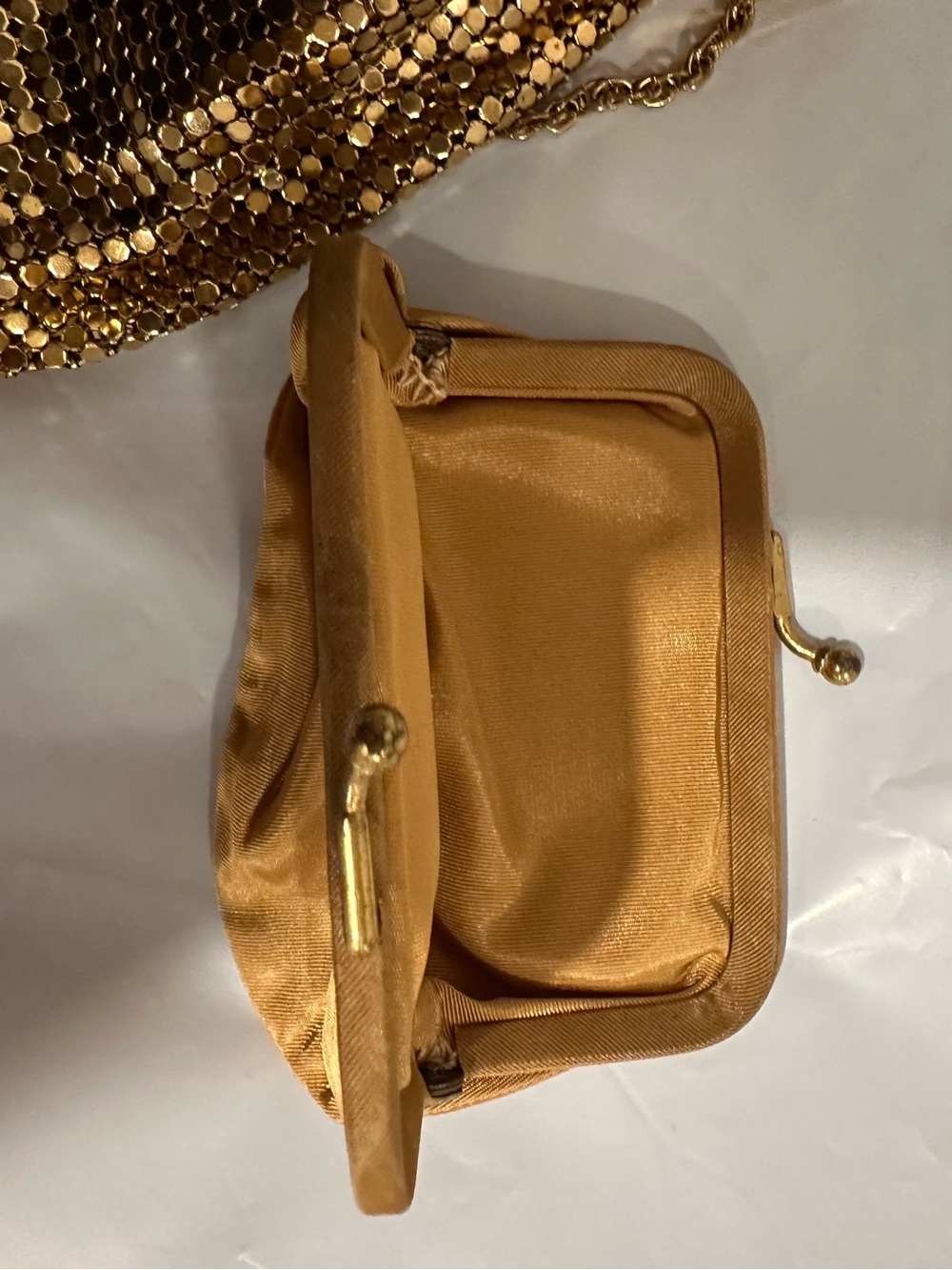 Vintage Whiting & Davis Gold Tone Mesh Evening Mini Bag Convertible Clutch - Picture 9 of 12